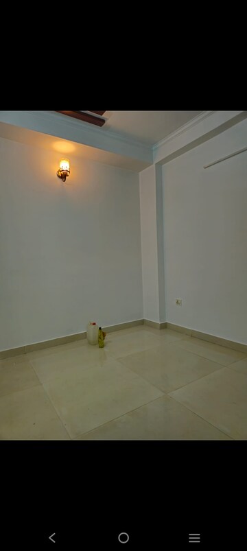 Room in 2 BHK Builder Floor at Saket – for Sale