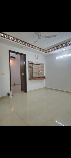 2 BHK Builder Floor For Sale in Saket