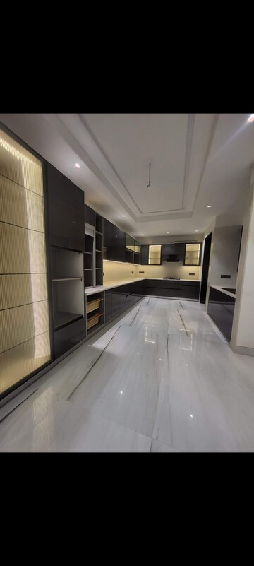 Kitchen in 4 BHK Builder Floor at Green Fields Colony – for Rent