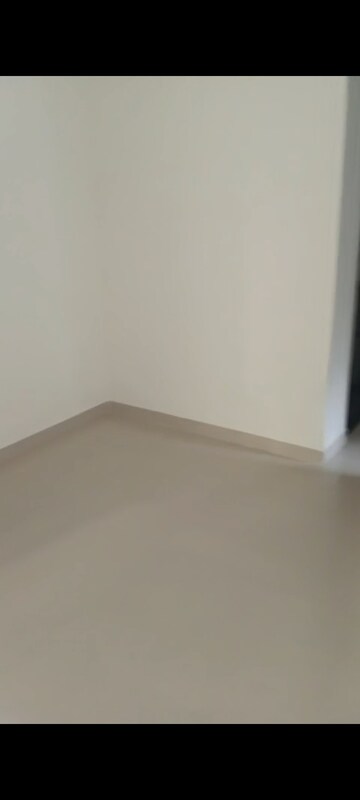 Room in 1 BHK Apartment at Lodha Amara, Kolshet Road – for Rent