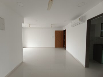 Room in 3.5 BHK Apartment at Moreshwar 19 East, Nerul – for Rent