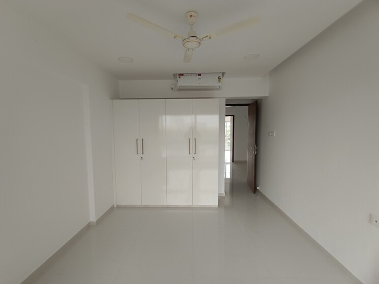 Room, moreshwar-19-east 3.5 Bedroom 1890 Sq.Ft. Apartment In Nerul Navi Mumbai 9185838