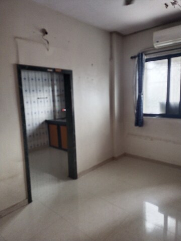 Room in 1 RK Apartment at Om Navjeevan CHS, Bhandup East – for Rent