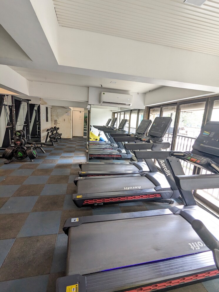 Gym, parinee-essence 1 Bedroom 444 Sq.Ft. Apartment In Kandivali West Mumbai 9185814