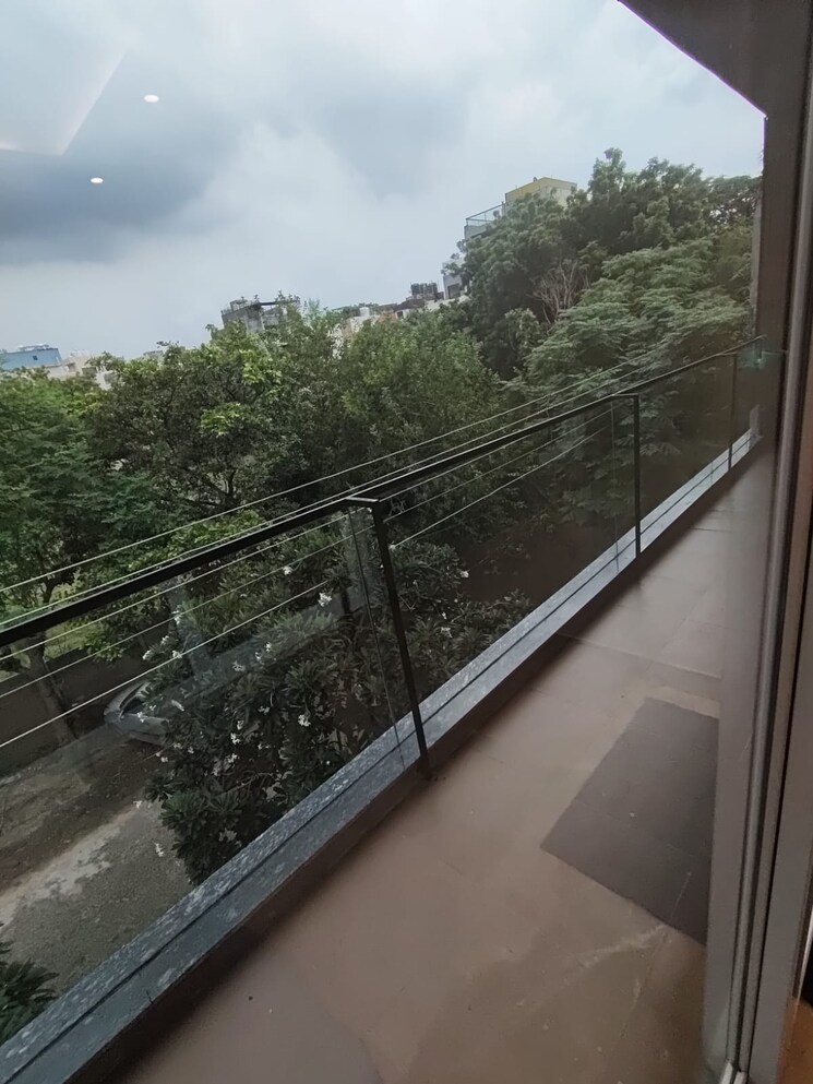 Balcony, unitech-south-city-ii 3 Bedroom 2700 Sq.Ft. Builder Floor In Sector 50 Gurgaon 9185856