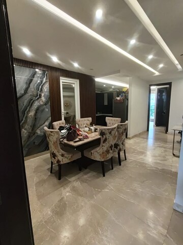 Parking in 3 BHK Builder Floor at Unitech South City II, Sector 50 – for Rent