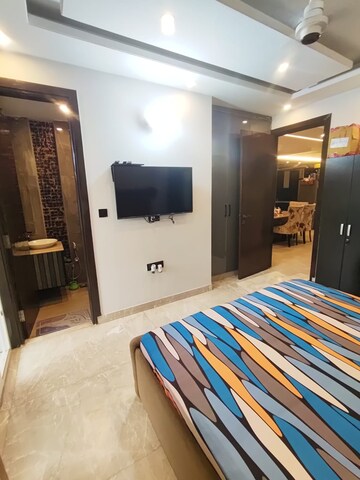 Bedroom in 3 BHK Builder Floor at Unitech South City II, Sector 50 – for Rent