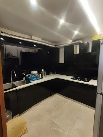 Team Area in 3 BHK Builder Floor at Unitech South City II, Sector 50 – for Rent