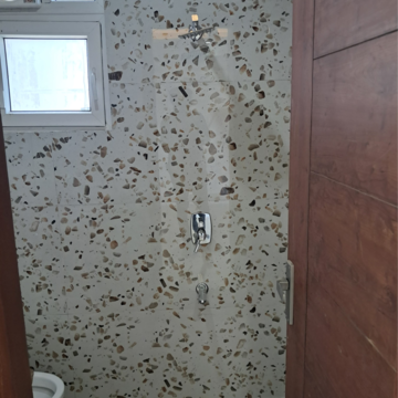 Bathroom in 2 BHK Builder Floor at Govindpuri – for Rent