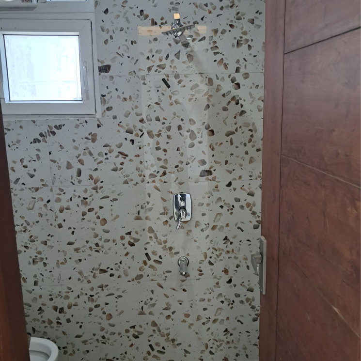 Bathroom, govindpuri 2 Bedroom 950 Sq.Ft. Builder Floor In Govindpuri Delhi 9185901