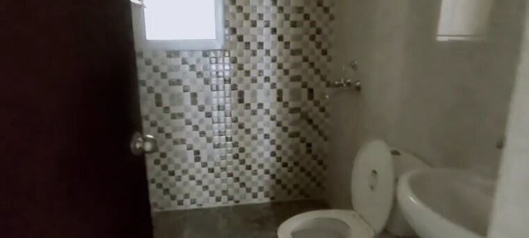 Bathroom, aditya-city-apartments 3 Bedroom 1125 Sq.Ft. Apartment In Shahpur Bamheta Ghaziabad 9185913