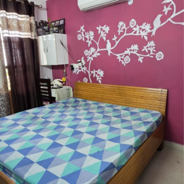 Bedroom in 3 BHK Apartment at Sector 84 – for Rent