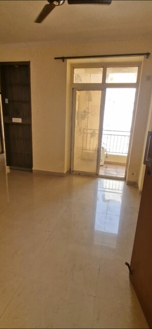 Room in 2 BHK Apartment at Supertech Ecociti, Sector 137 – for Sale