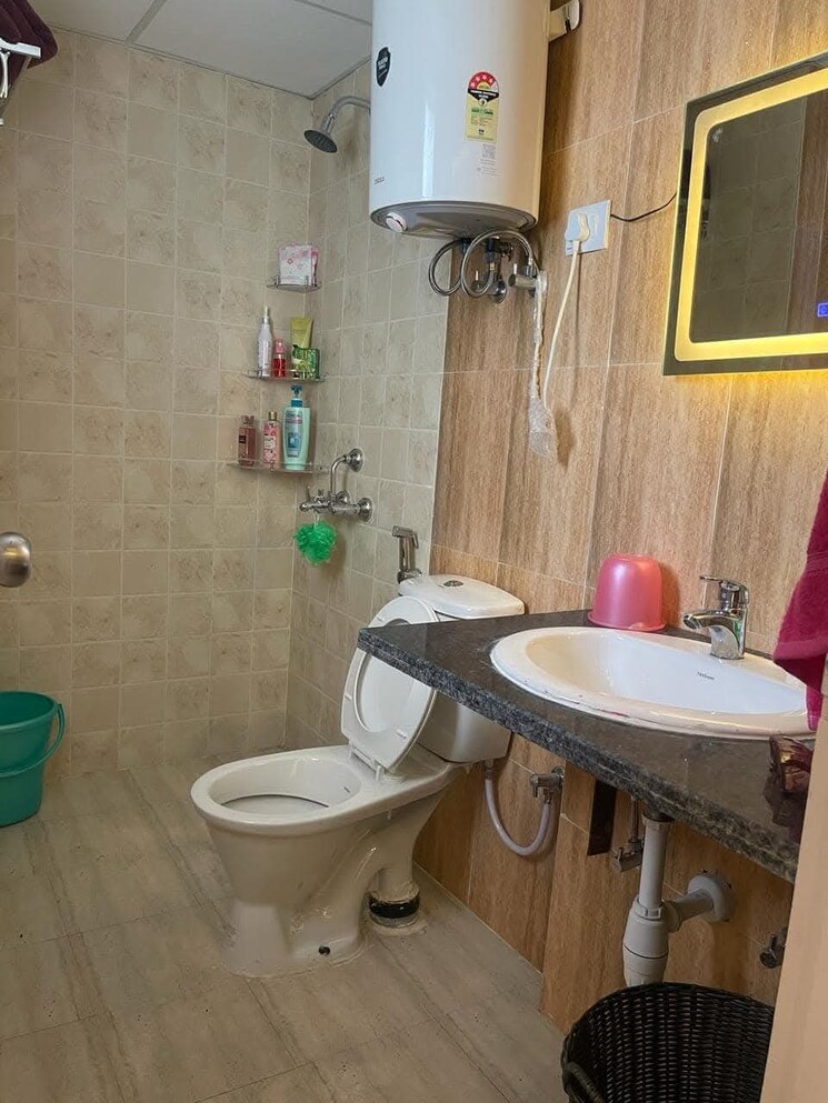 Bathroom, crossing-republik 4 Bedroom 300 Sq.Ft. Villa In Crossing Republic Ghaziabad 9185974