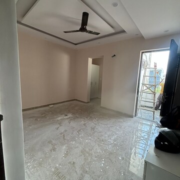 Team Area in 2 BHK Apartment at Sector 88 – for Sale