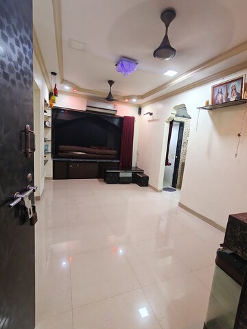 1 BHK Apartment For Rent in Malad West