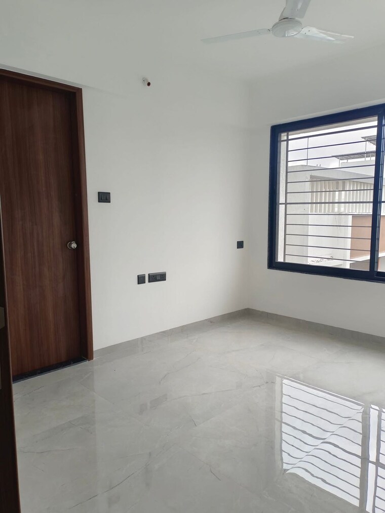 Room, unique-youtopia 3 Bedroom 1009 Sq.Ft. Apartment In Kharadi Pune 9186030