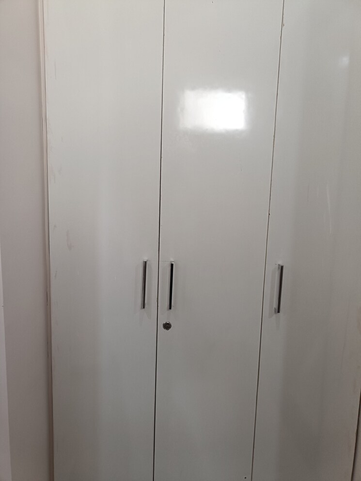 undefined, dwarka-complex 4 Bedroom 250 Sq.Yd. Villa In Sector 16 Faridabad 9186082