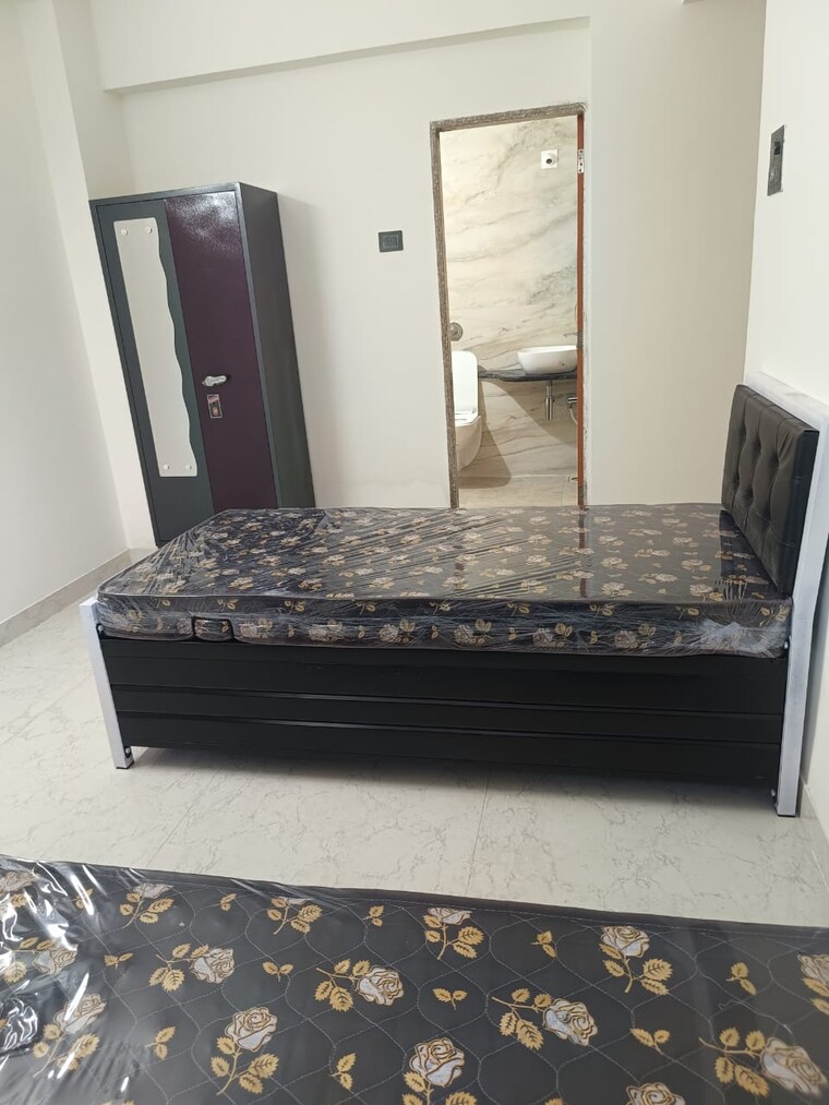 Bedroom, powai Pg For Boys & Girls In Powai 9186092