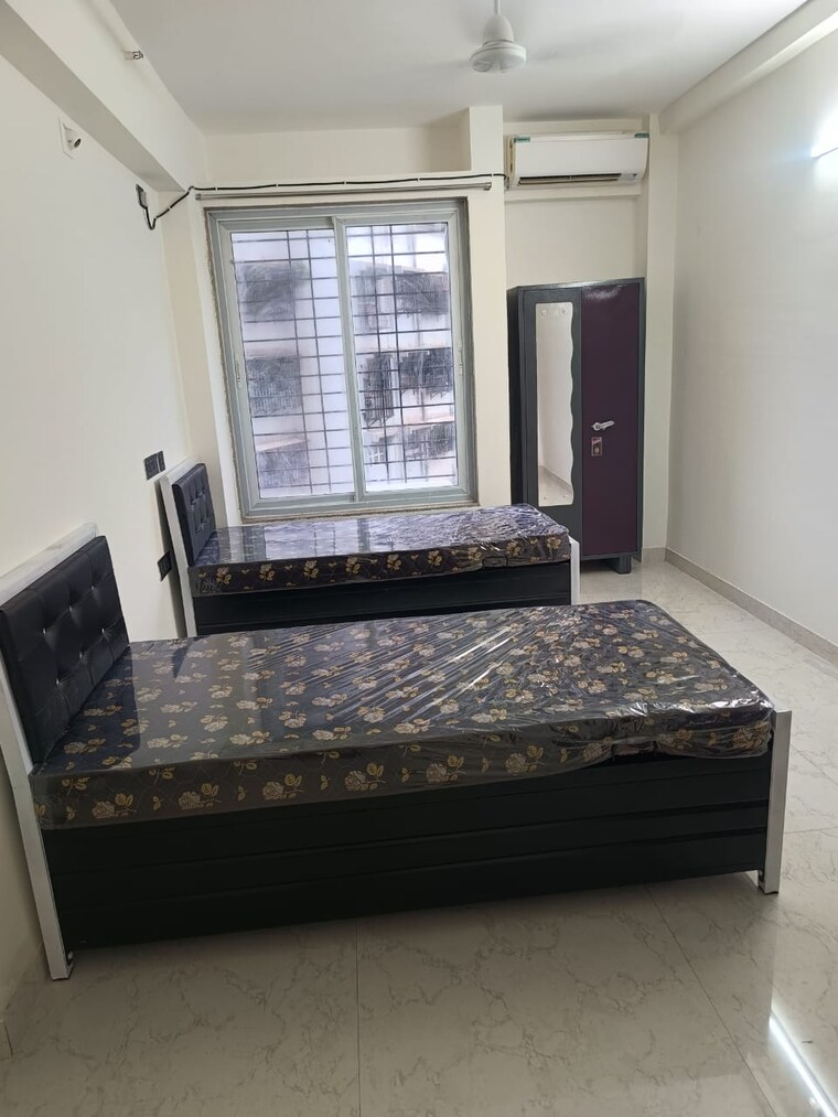 Bedroom, powai Pg For Boys & Girls In Powai 9186092