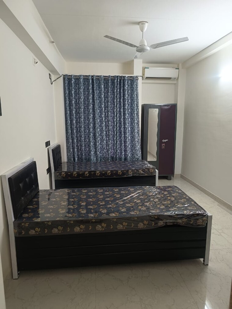 Bedroom, powai Pg For Boys & Girls In Powai 9186092