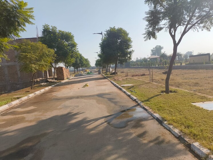 undefined, meffier-golden-park  145 Sq.Yd. Plot In Sohna Sector 4 Gurgaon 9186102