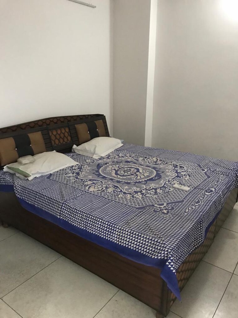 Bedroom, motiaz-royal-citi 3 Bedroom 1814 Sq.Ft. Apartment In Ambala Highway Zirakpur 9186106