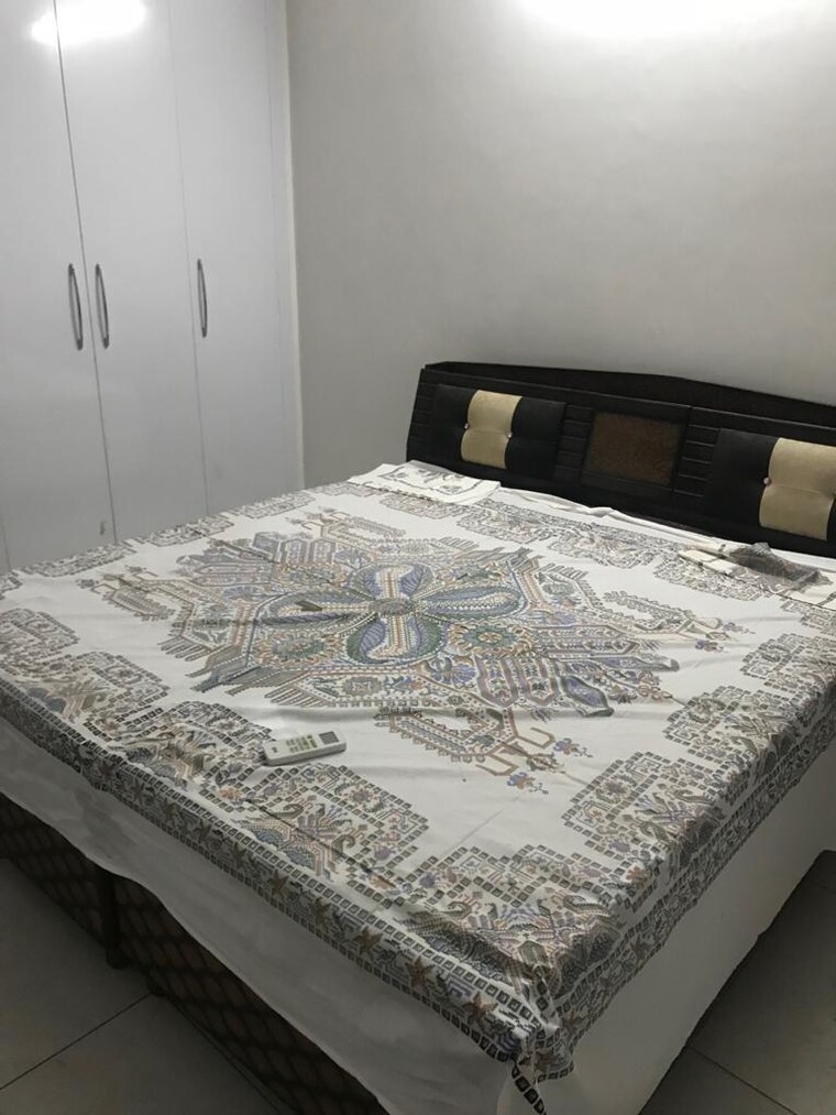 Bedroom, motiaz-royal-citi 3 Bedroom 1814 Sq.Ft. Apartment In Ambala Highway Zirakpur 9186106