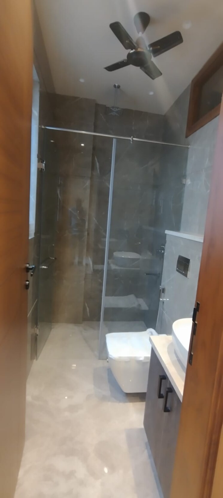 undefined, east of kailash 3 Bedroom 1125 Sq.Ft. Builder Floor In East Of Kailash Delhi 9186129