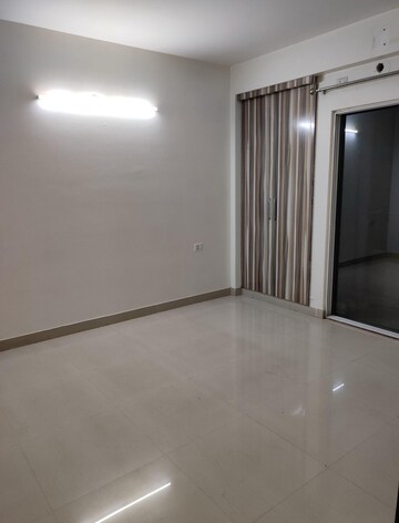 Room in 2 BHK Apartment at Mahagun Mywoods, Sector 16c Greater Noida – for Rent