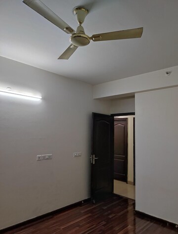 Room in 2 BHK Apartment at Mahagun Mywoods, Sector 16c Greater Noida – for Rent