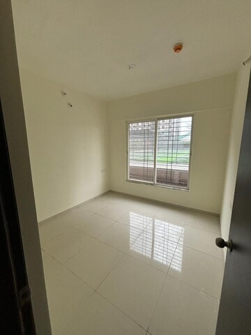 Room in 2 BHK Apartment at Kolte Patil Life Republic R 10, Hinjewadi – for Rent