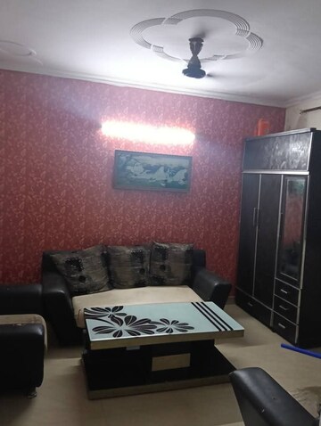 Bedroom in 2 BHK Builder Floor at RWA Azadpur Colony, Model Town – for Rent