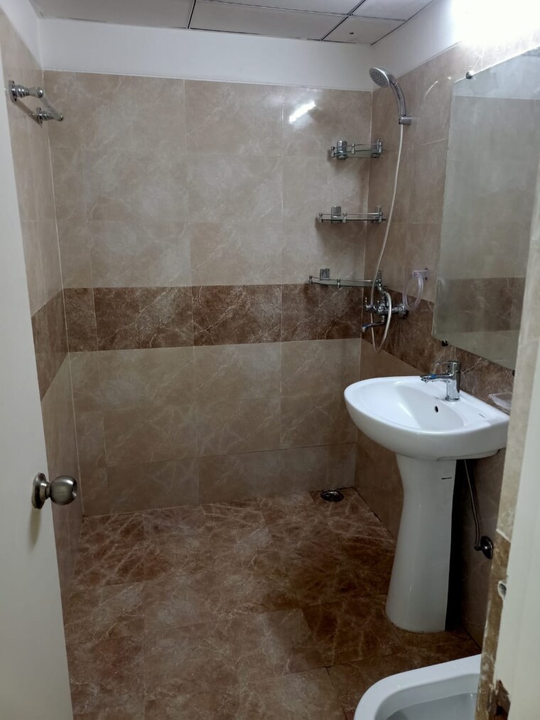 Bathroom, gaur-city-7th-avenue 3 Bedroom 1450 Sq.Ft. Apartment In Sector 4 Greater Noida Greater Noida 9186176