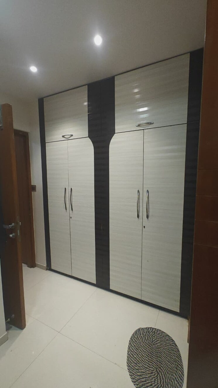 Bathroom, rustomjee-urbania-azziano 3 Bedroom 1153 Sq.Ft. Apartment In Thane West Thane 9186205