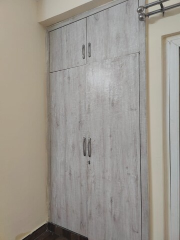 Furnished Amenities in 2 BHK Apartment at Mahagun Mywoods, Sector 16c Greater Noida – for Rent