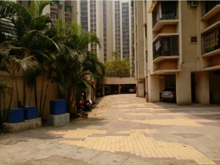  Parking, runwal-garden-city 2 Bedroom 644 Sq.Ft. Apartment In Balkum Pada Thane 9186218
