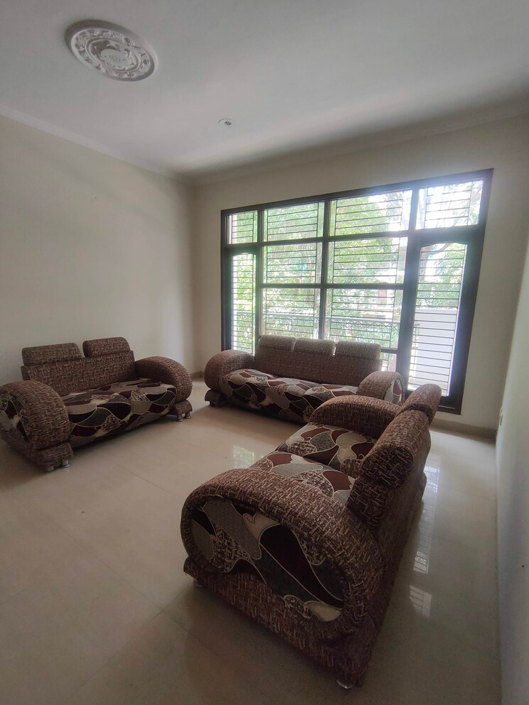 Living Room, sector 115 3 Bedroom 1715 Sq.Ft. Apartment In Sector 115 Mohali 9186223