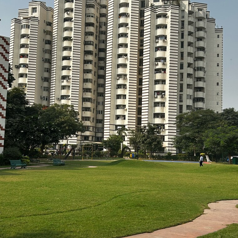 Exterior View, the-retreat-gurgaon 2 Bedroom 1250 Sq.Ft. Apartment In Sector 29 Gurgaon 9186317