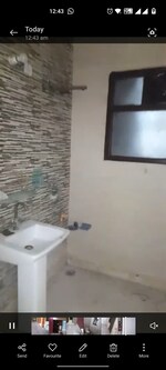 4 BHK 300 Sq.Yd. Builder Floor in BPTP Parklands