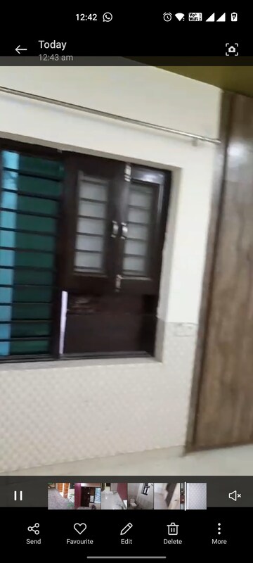 Room in 4 BHK Builder Floor at BPTP Parklands, Sector 76 – for Rent