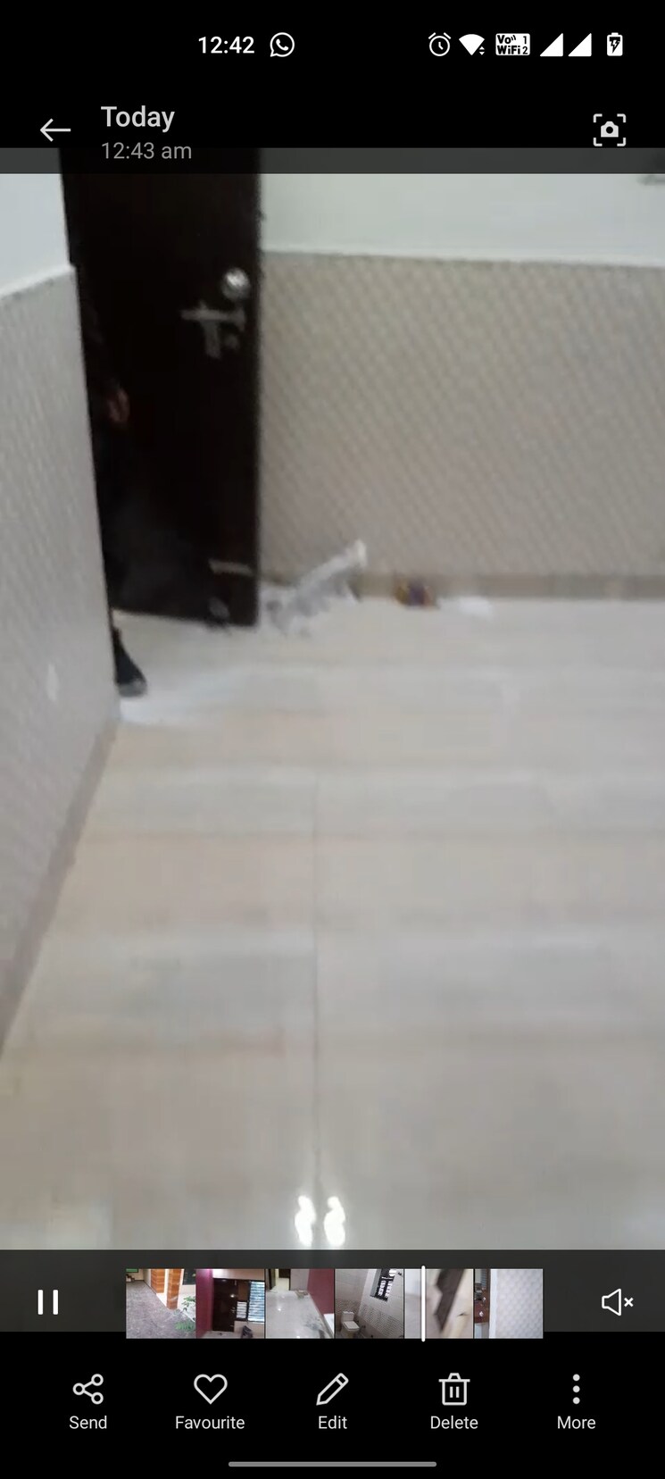 Room, bptp-parklands 4 Bedroom 300 Sq.Yd. Builder Floor In Sector 76 Faridabad 9186340