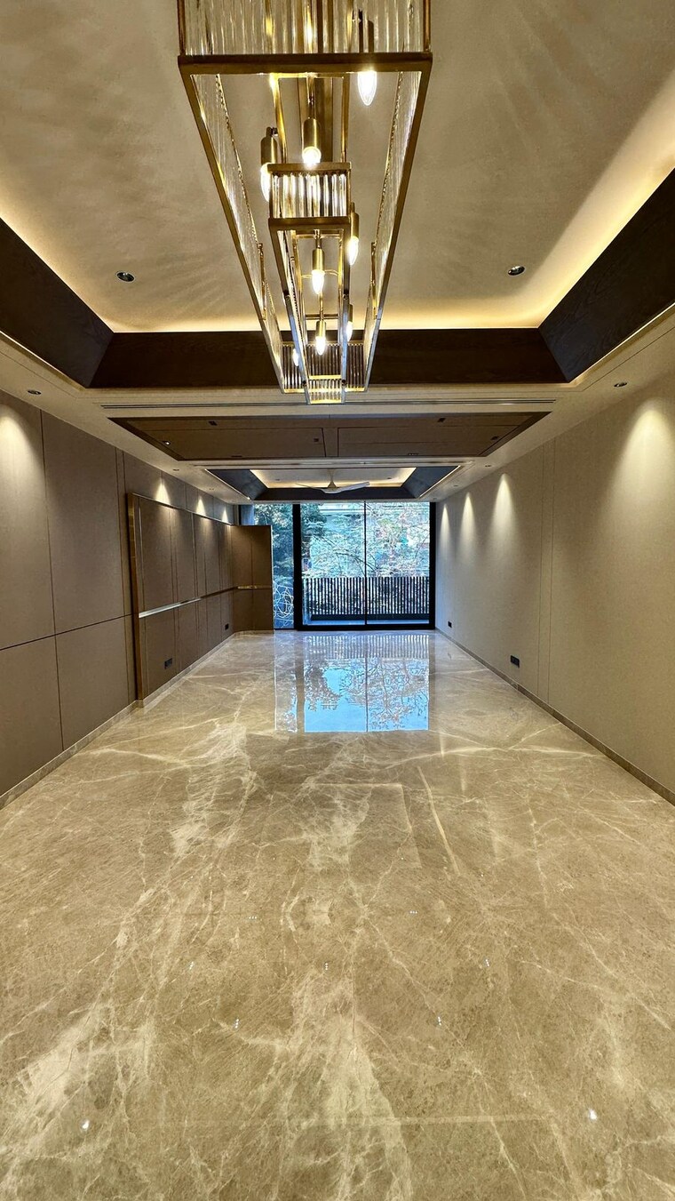 Room, new rajinder nagar 4 Bedroom 250 Sq.Yd. Builder Floor In New Rajinder Nagar Delhi 9186299