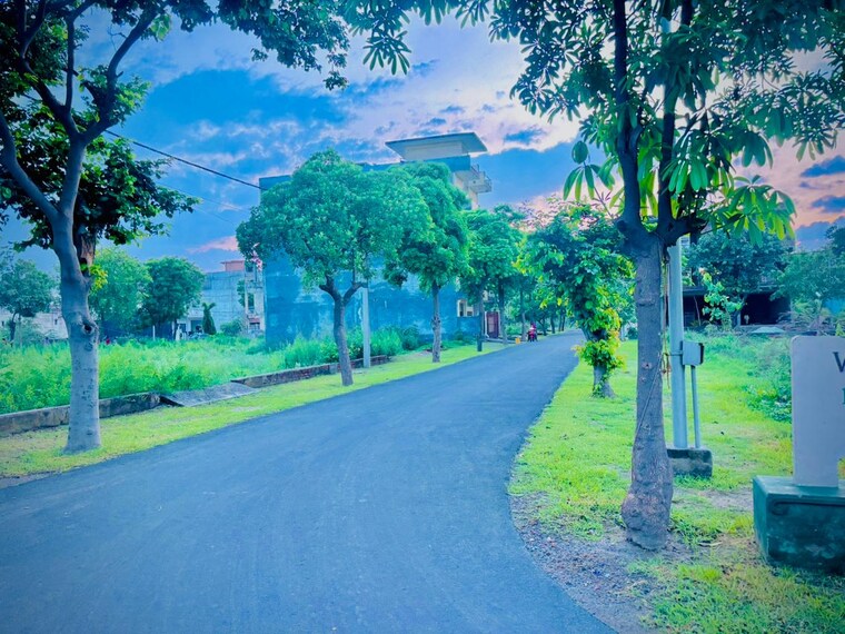 Garden, zestha-bhagirath-vihar-residency  200 Sq.Yd. Plot In Sector 27 Yamuna Expressway Greater Noida 9186306