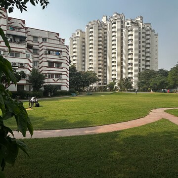 2 BHK Apartment – Exterior View View at The Retreat Gurgaon, Sector 29 - for Rent