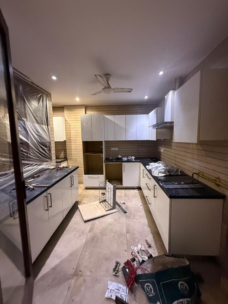 Kitchen, greater kailash ii 3 Bedroom 2000 Sq.Ft. Builder Floor In Greater Kailash ii Delhi 9186377