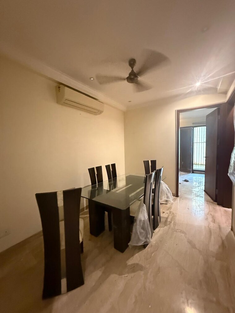 Living Room, greater kailash ii 3 Bedroom 2000 Sq.Ft. Builder Floor In Greater Kailash ii Delhi 9186377