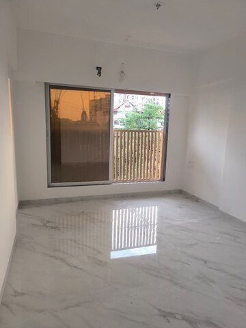 Bedroom in 2 BHK Apartment at Vishwa Bhuvan, Chembur – for Rent