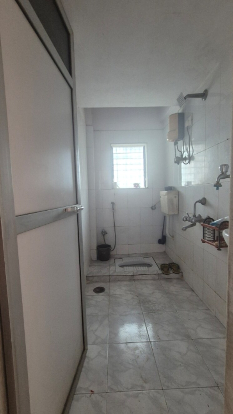 Bathroom, kanakia-discovery 2 Bedroom 650 Sq.Ft. Apartment In Borivali East Mumbai 9186408
