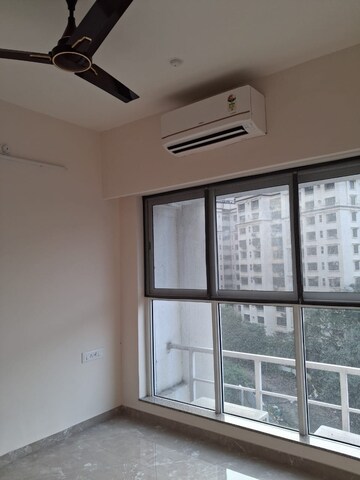 1 BHK Apartment For Rent in Hiranandani Regent Hill, Powai